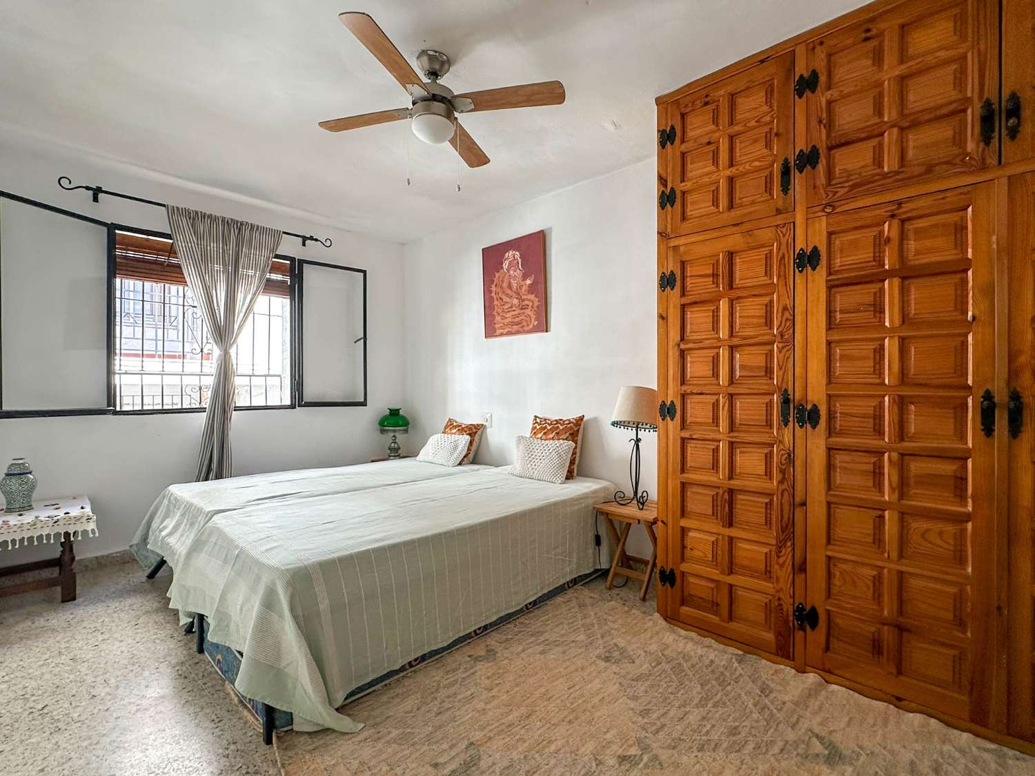 Charmante en lichte flat te koop in Salobreña