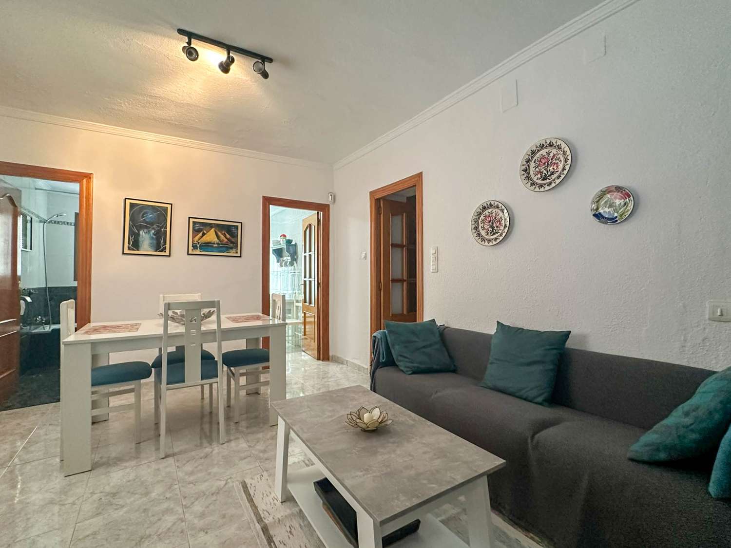Ruime woning te huur in het oude centrum van Salobreña