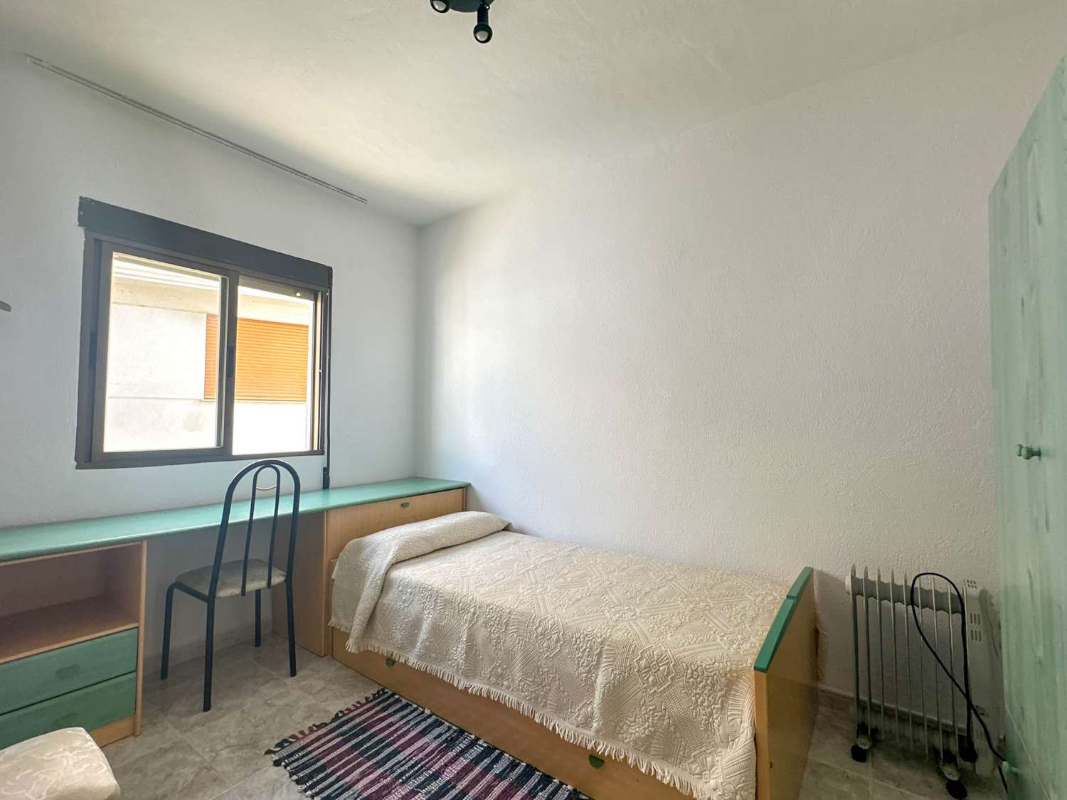 Ruime woning te huur in het oude centrum van Salobreña