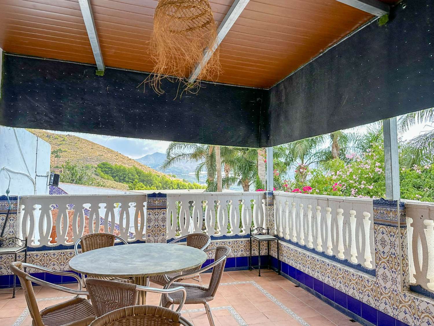 Exclusivo chalet en Lobres, a solo 10 minutos de la playa