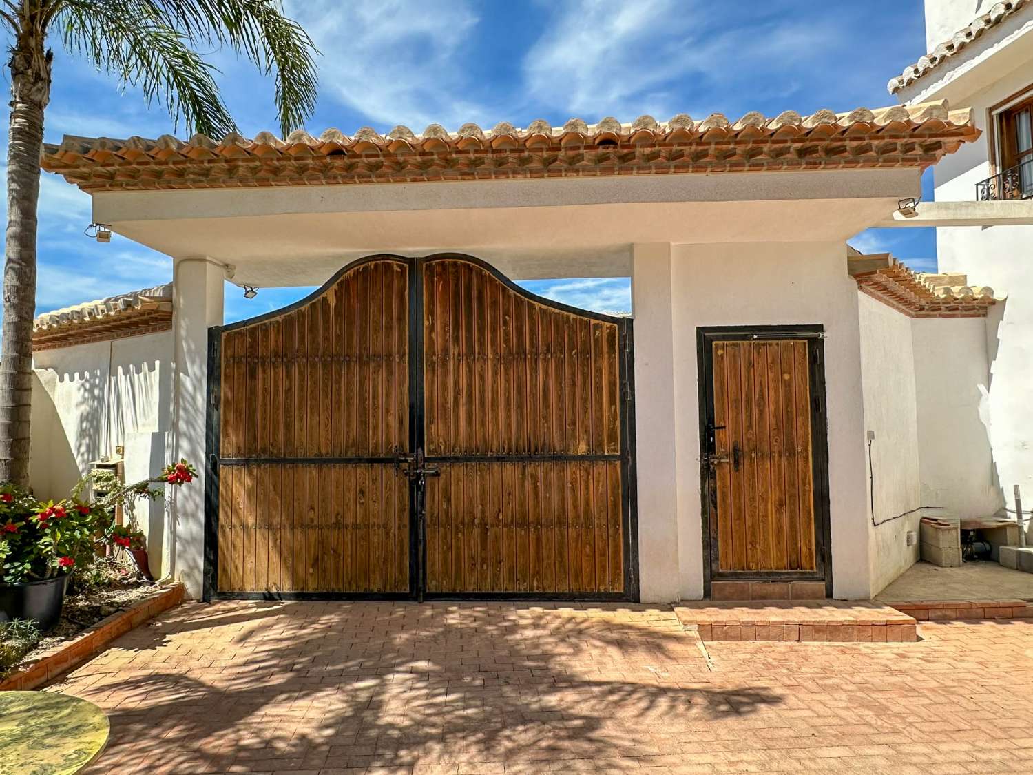 Exclusivo chalet en Lobres, a solo 10 minutos de la playa