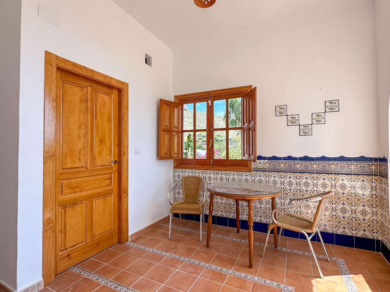 Exclusivo chalet en Lobres, a solo 10 minutos de la playa