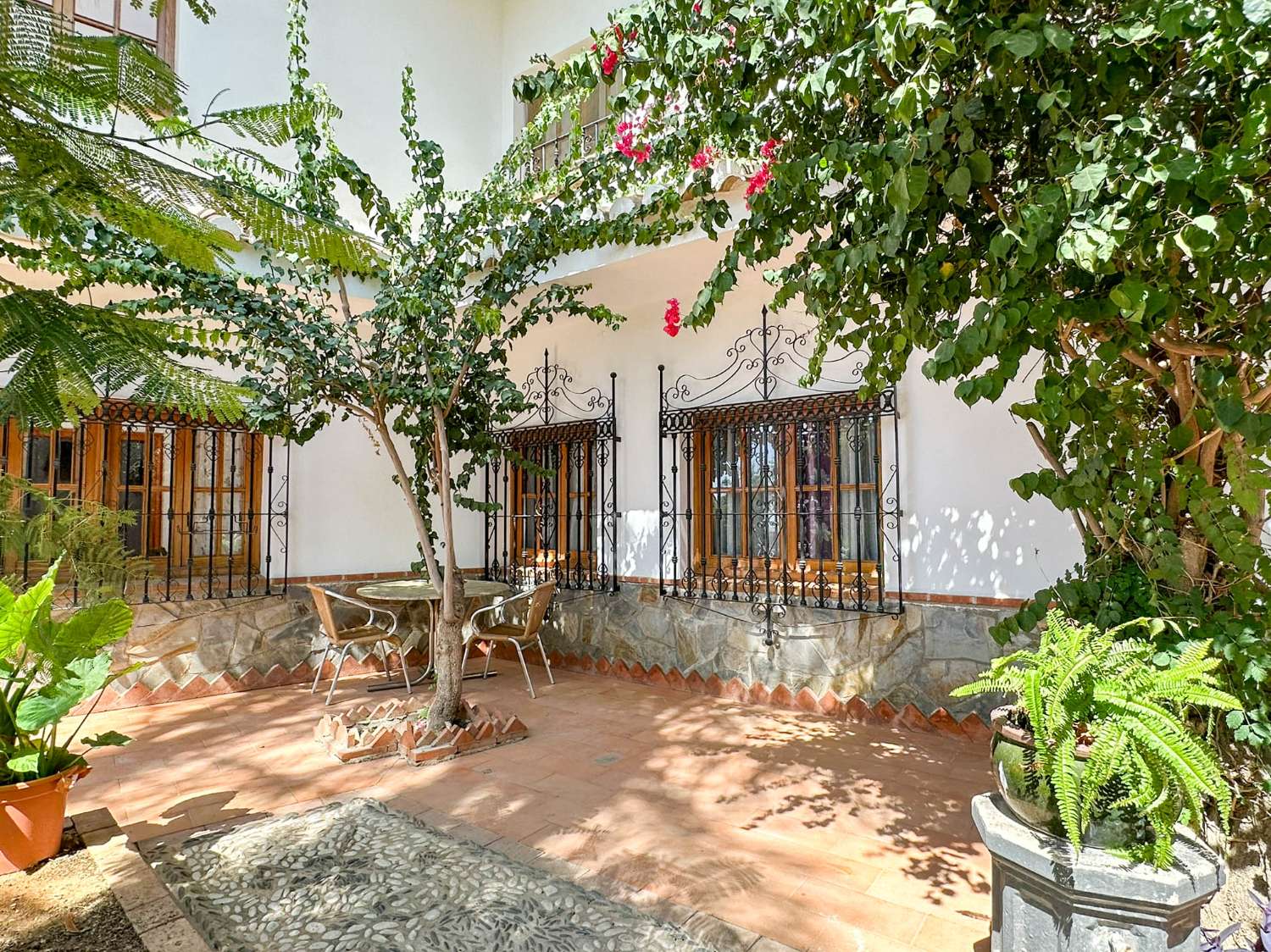 Exclusivo chalet en Lobres, a solo 10 minutos de la playa