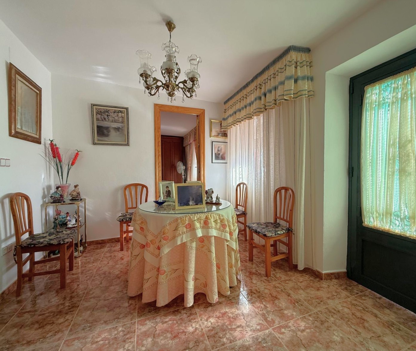 Haus zum verkauf in Vélez de Benaudalla