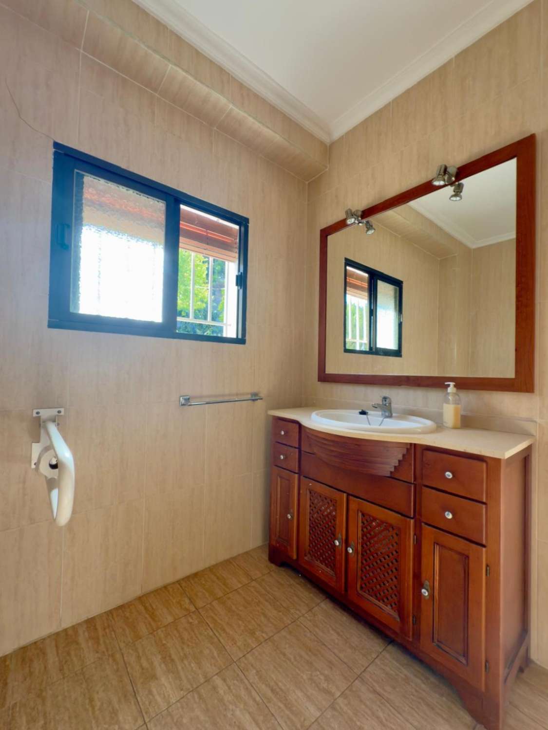 Casa con parcela en venta en Guájar Alto