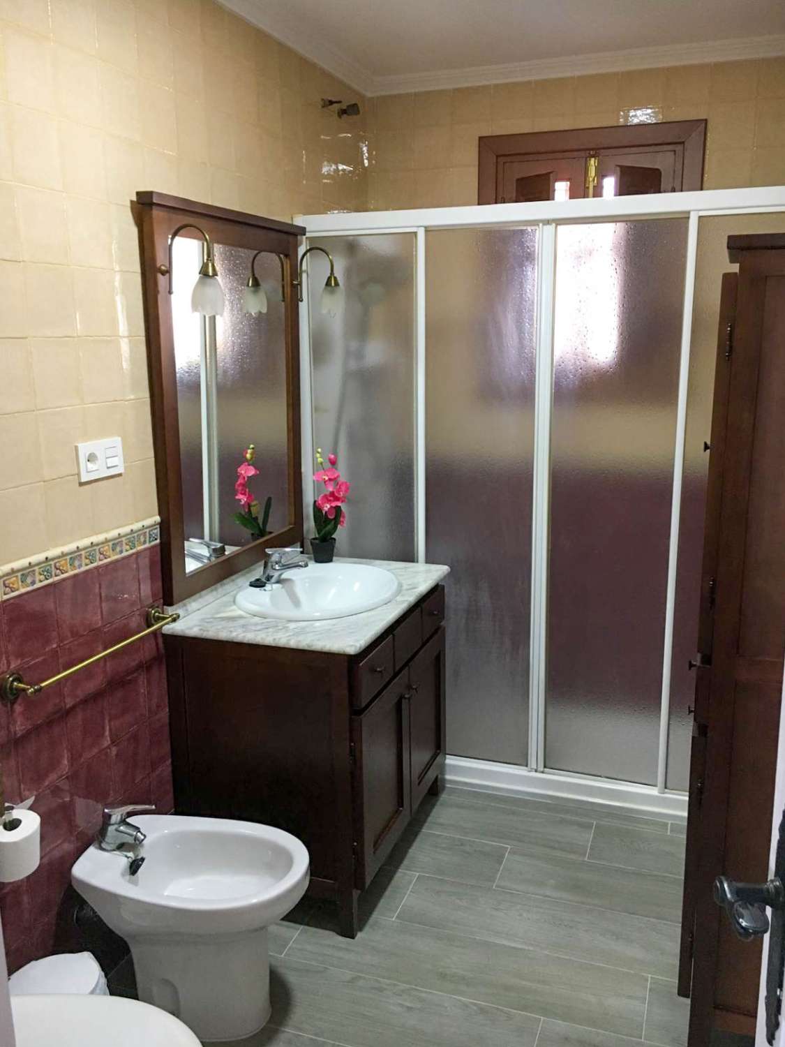 Propiedad con potencial de alquiler en venta en Motril