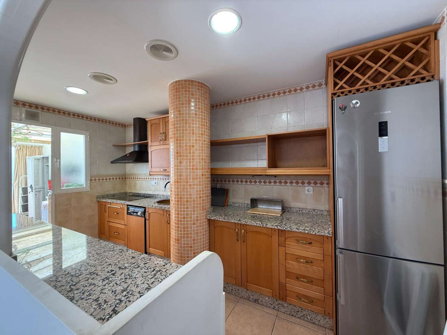Ático con gran terraza y garaje en venta en Salobreña