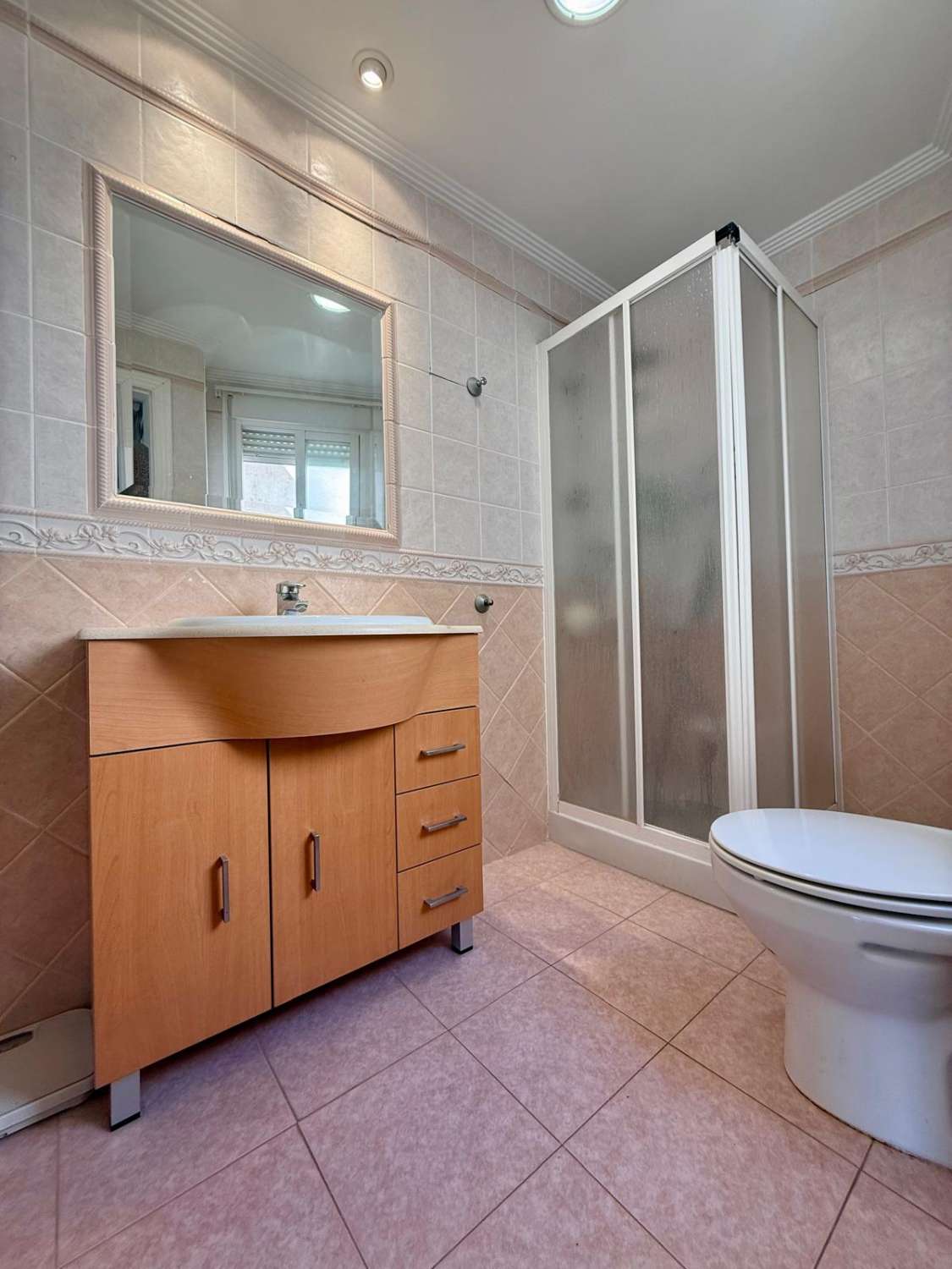 Ático con gran terraza y garaje en venta en Salobreña