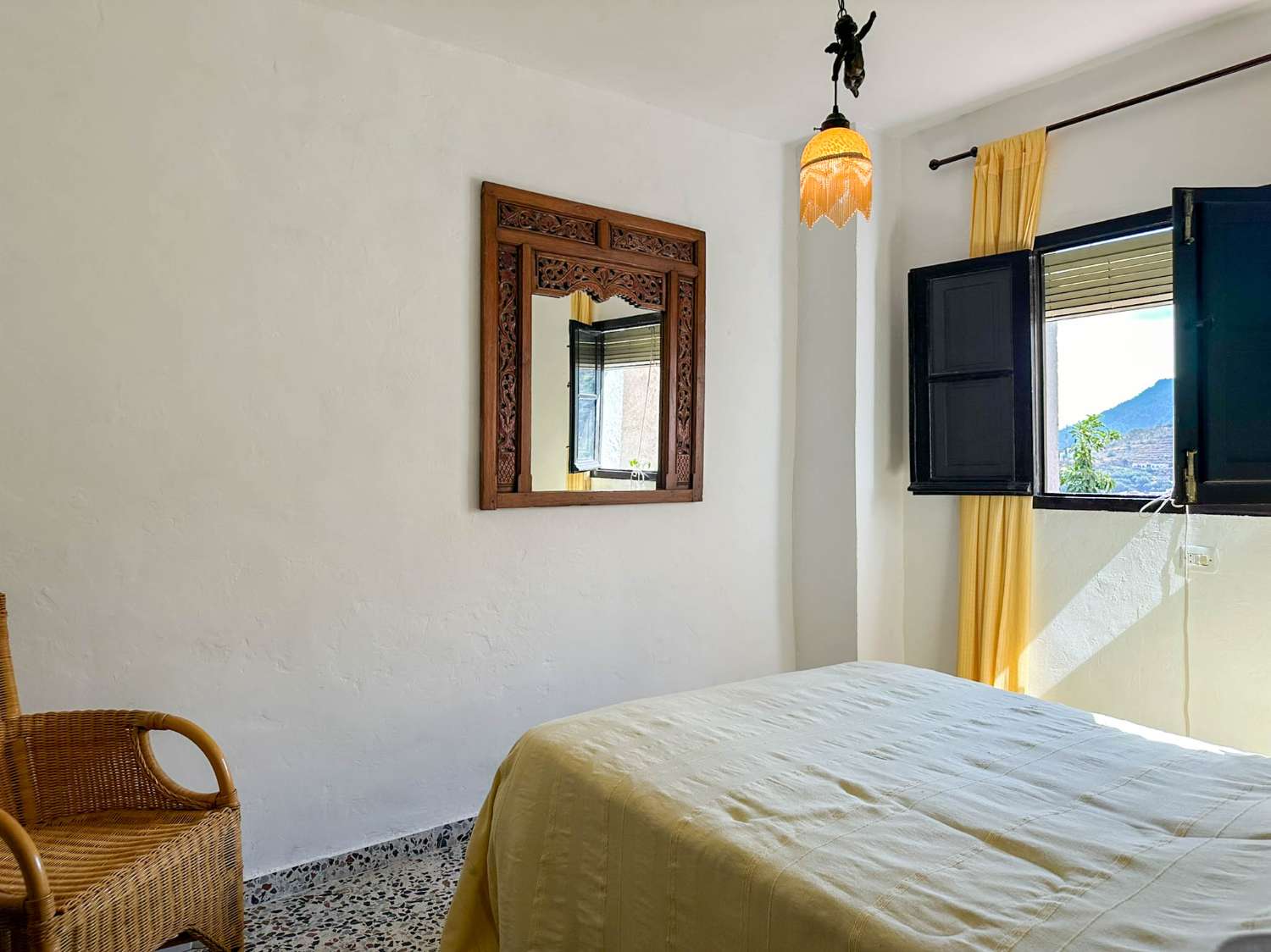 Charming house in Guájar Faragüit with mountain views