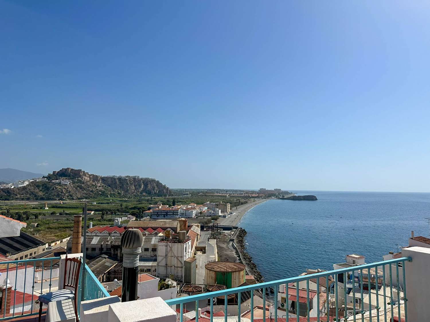 Hus udlejes i La Caleta - La Guardia (Salobreña)