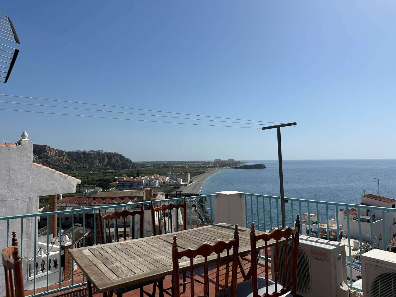 Hus udlejes i La Caleta - La Guardia (Salobreña)