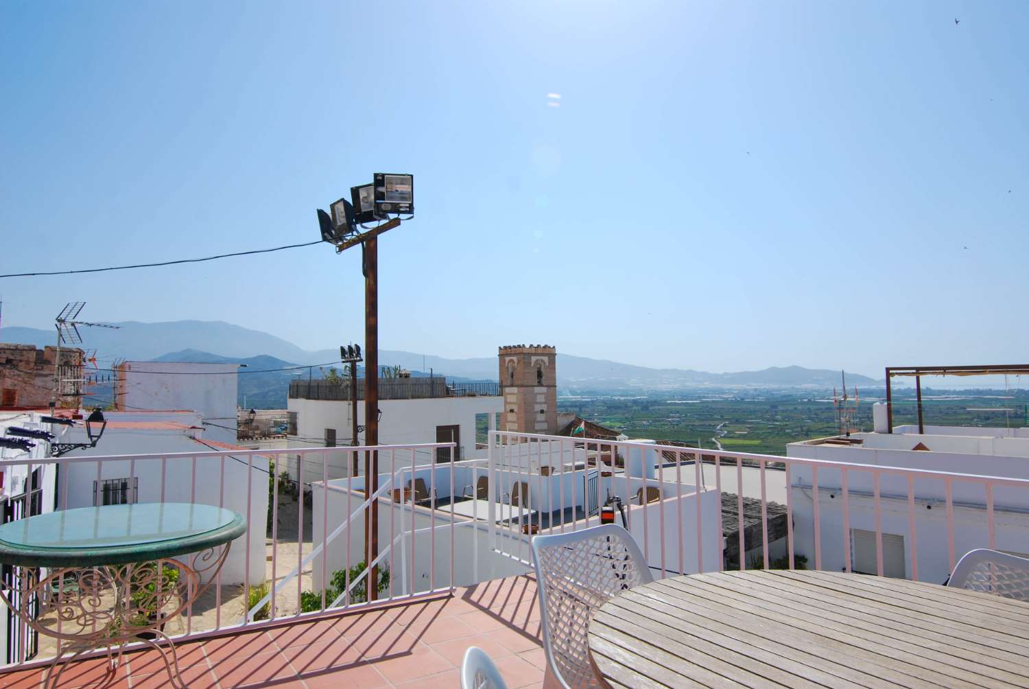 Casa con estudio en venta en Salobreña