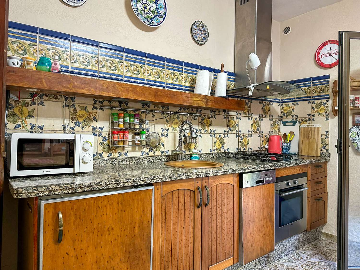 Geräumiges und helles Einfamilienhaus mit Meerblick