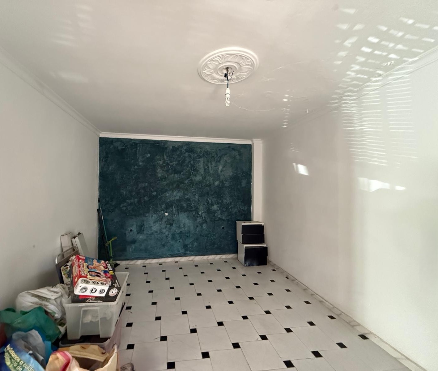 House with garage for sale in Lobres