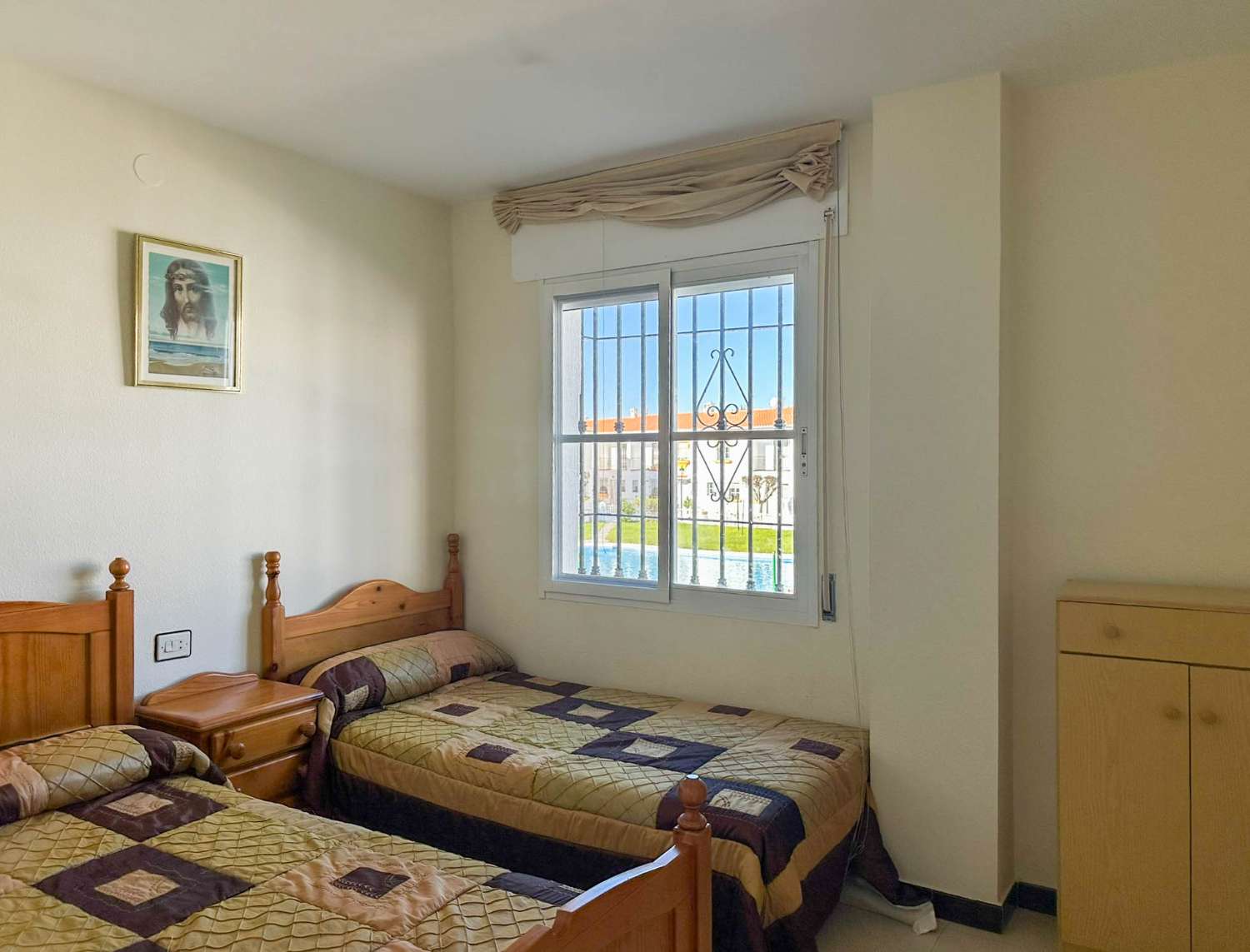 Geräumiges und helles Reihenhaus in Salobreña zu verkaufen