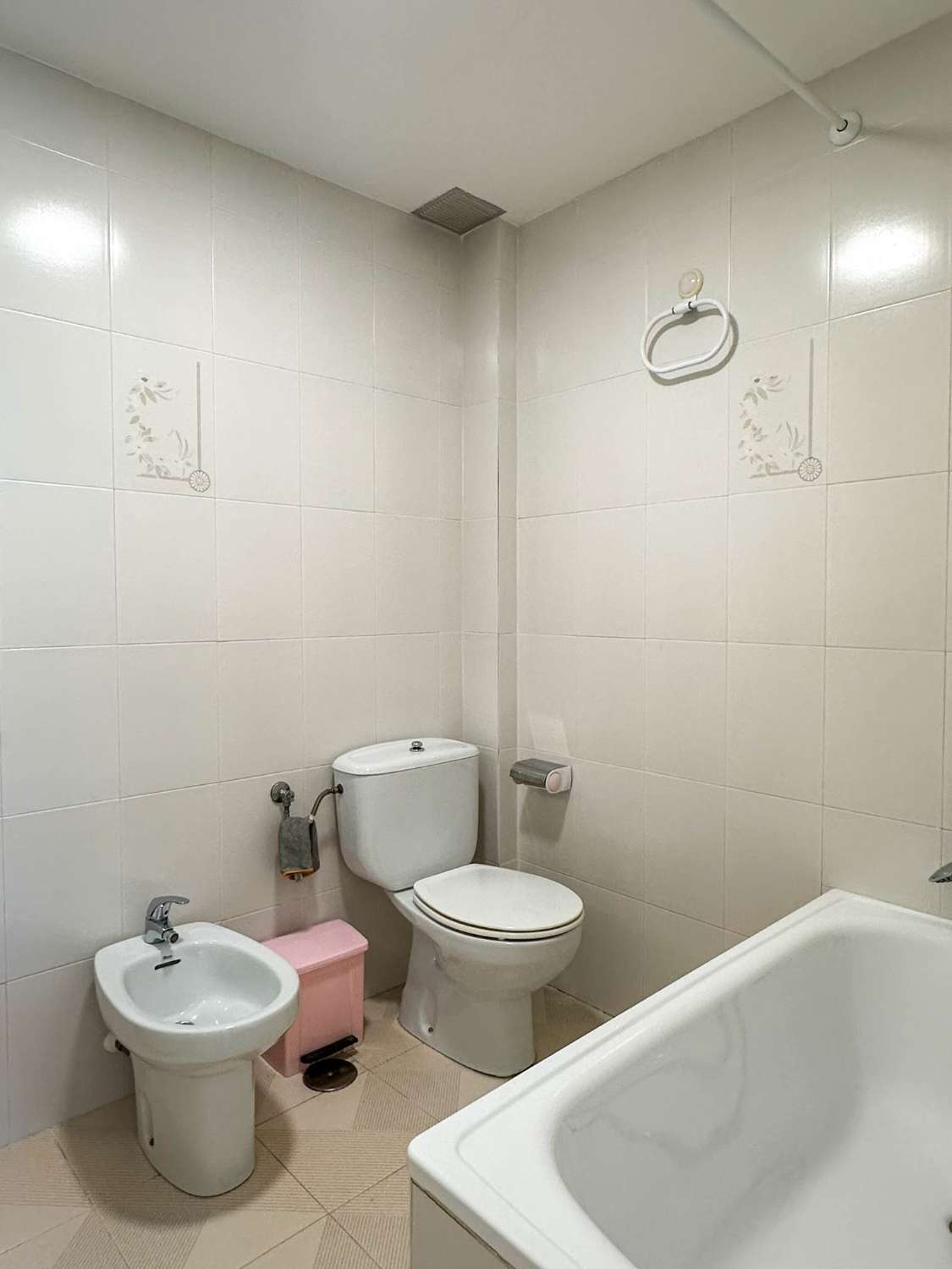 Geräumiges und helles Reihenhaus in Salobreña zu verkaufen