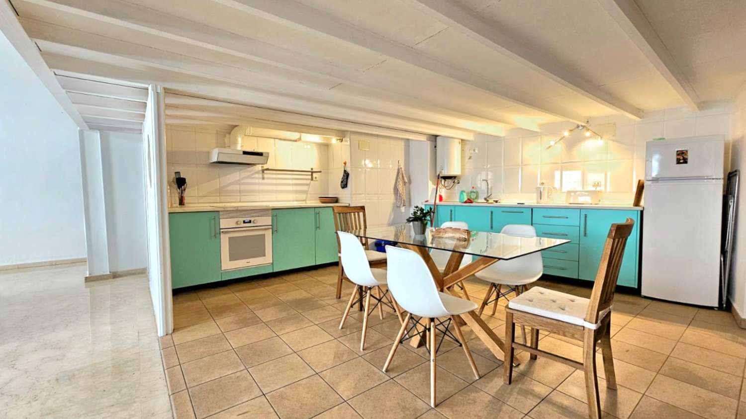 شقة للبيع في Salobreña