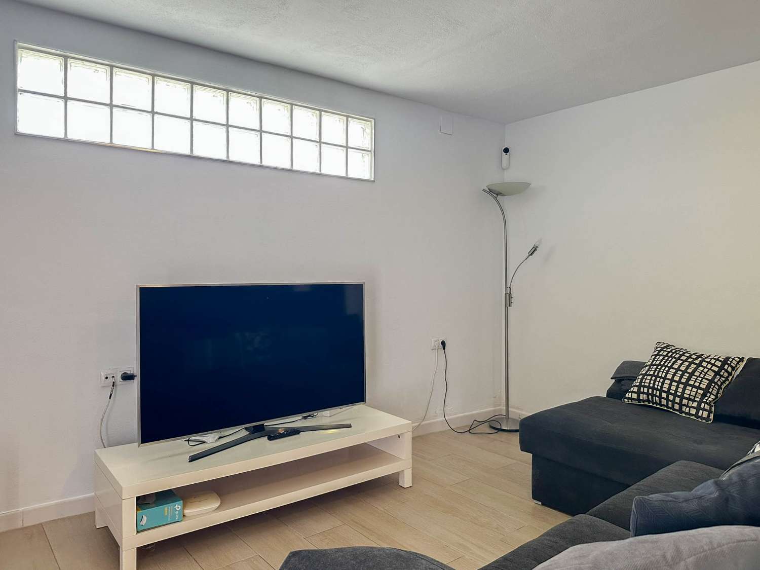 Cortijo con amplio terreno en venta en Salobreña