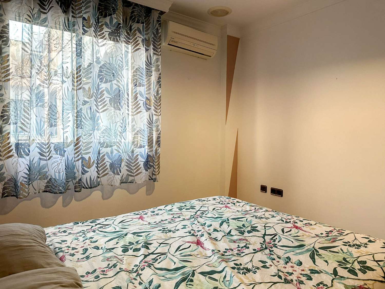 Amplio piso en alquiler en Vélez de Benaudalla