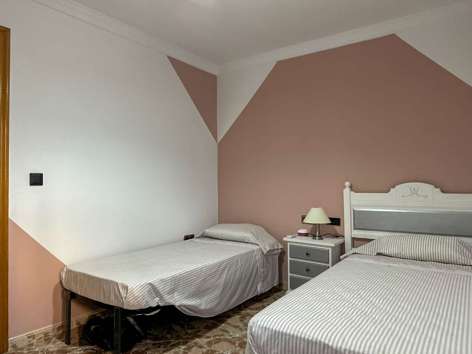 Amplio piso en alquiler en Vélez de Benaudalla