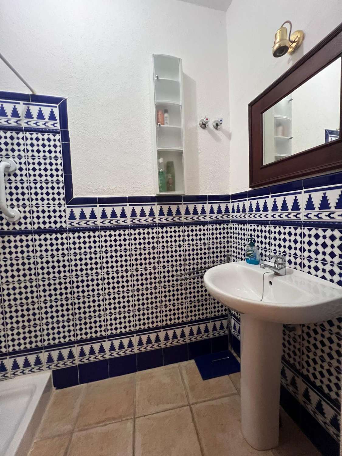 Lumioso apartamento en alquiler en Salobreña