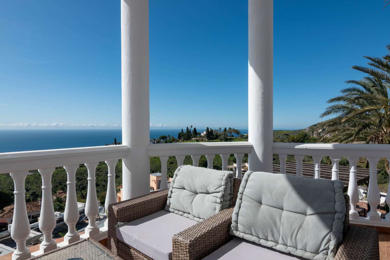 Villa till salu i Monte los Almendros - El Pargo - Costa Aguilera (Salobreña)