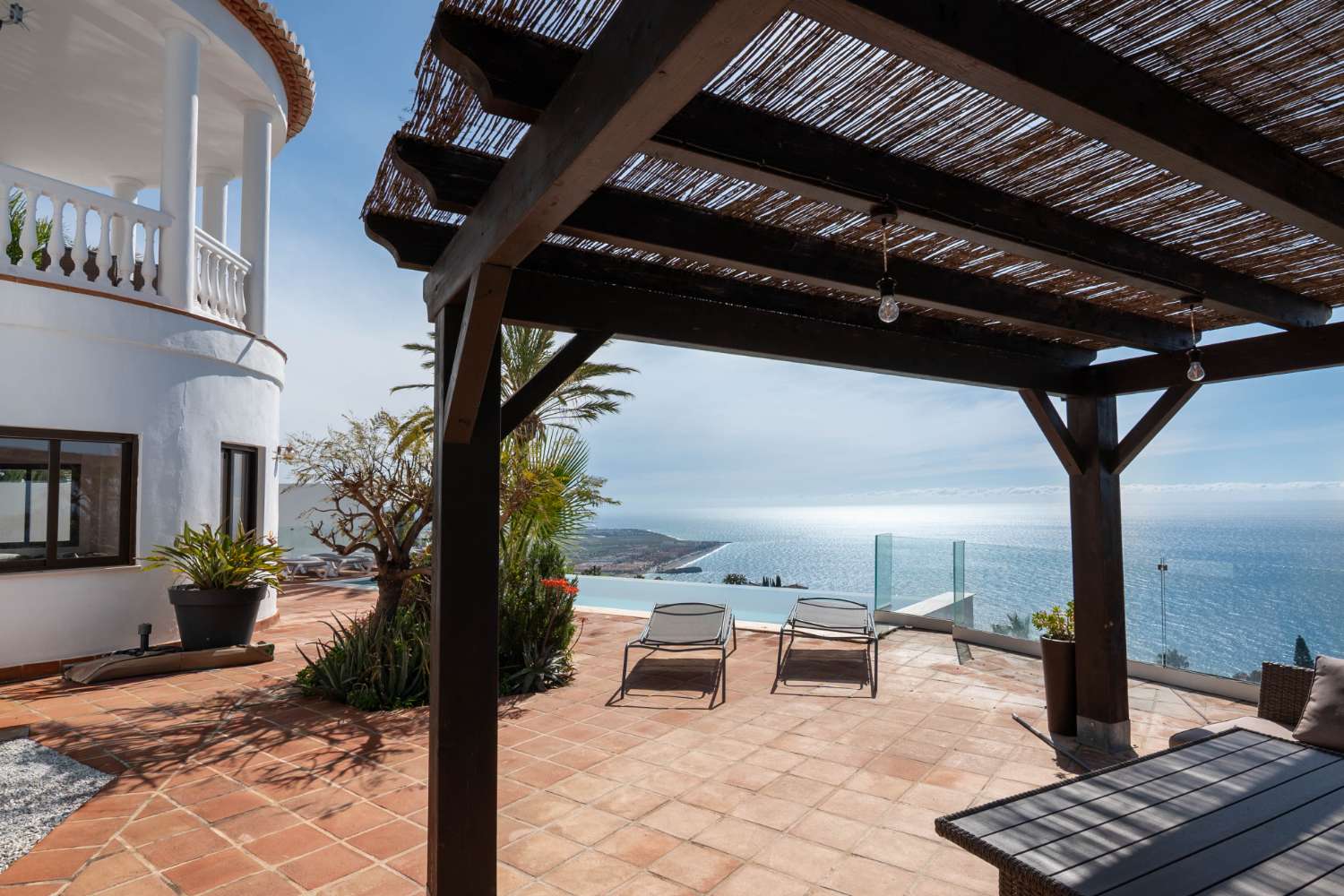 Villa till salu i Monte los Almendros - El Pargo - Costa Aguilera (Salobreña)