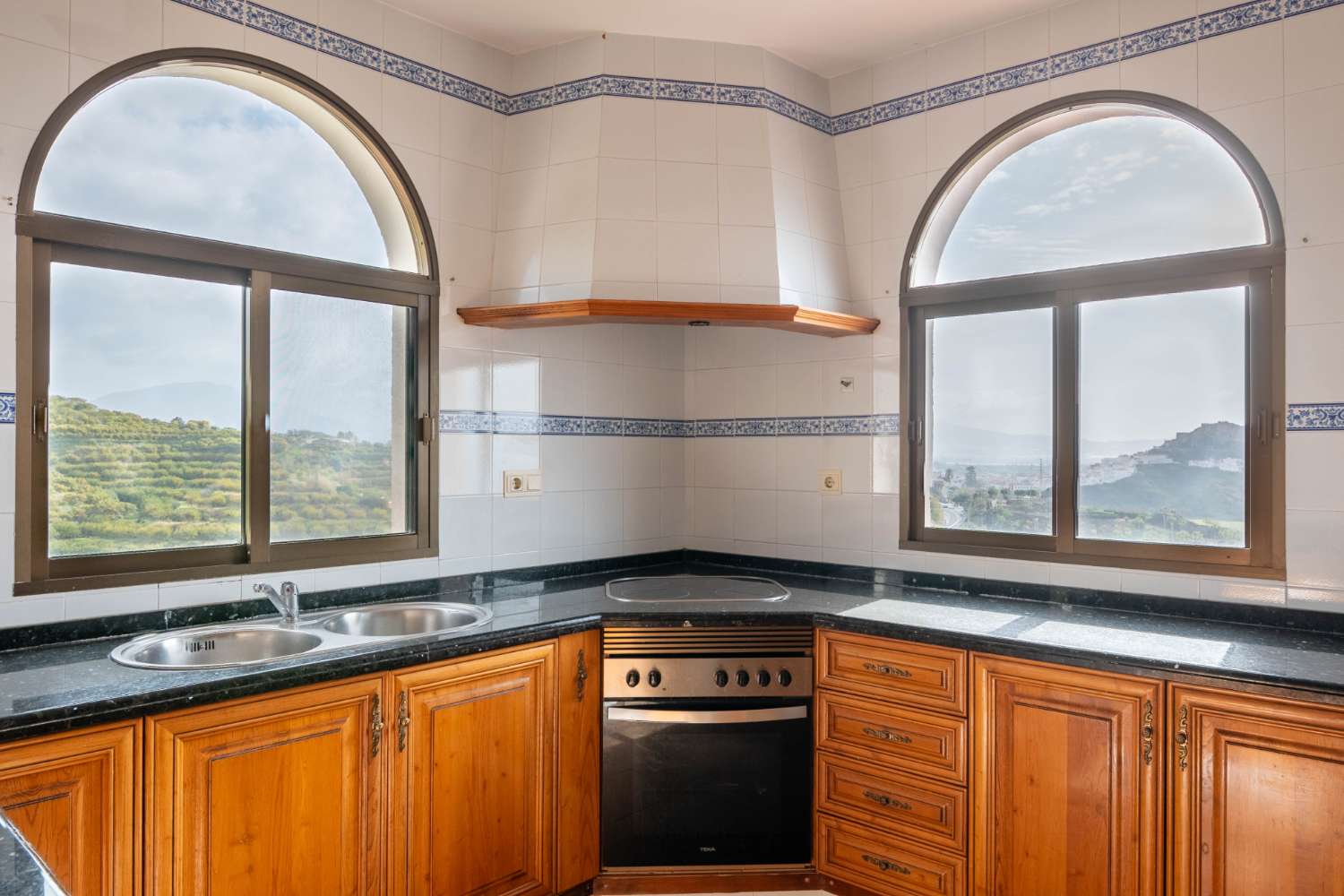 Villa in vendita a Salobreña