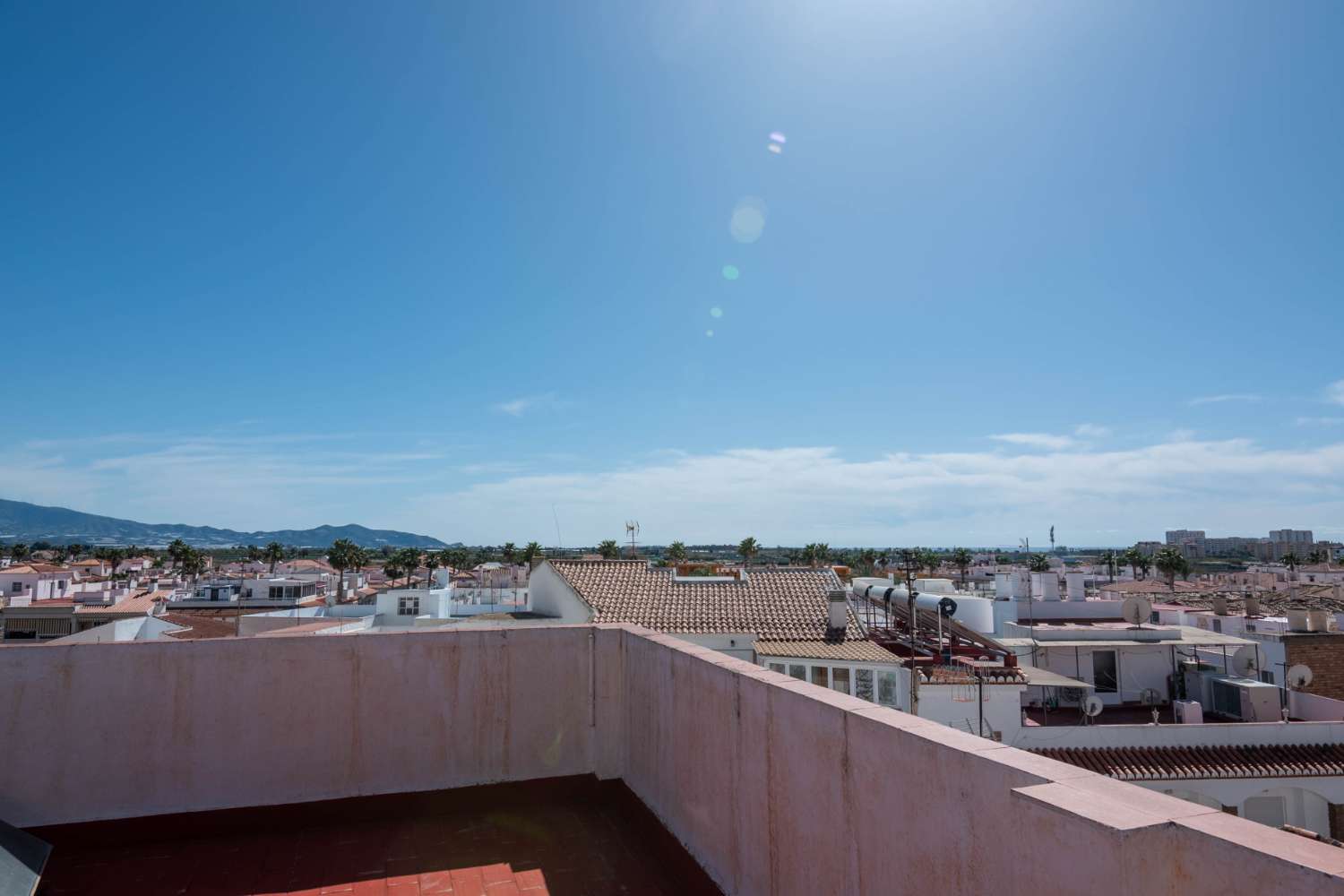 Hostal en venta en el centro de Salobreña