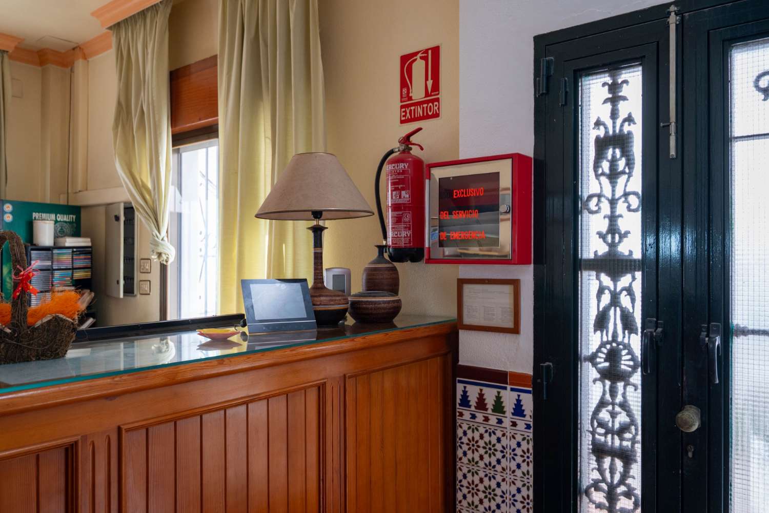 Hostal en venta en el centro de Salobreña