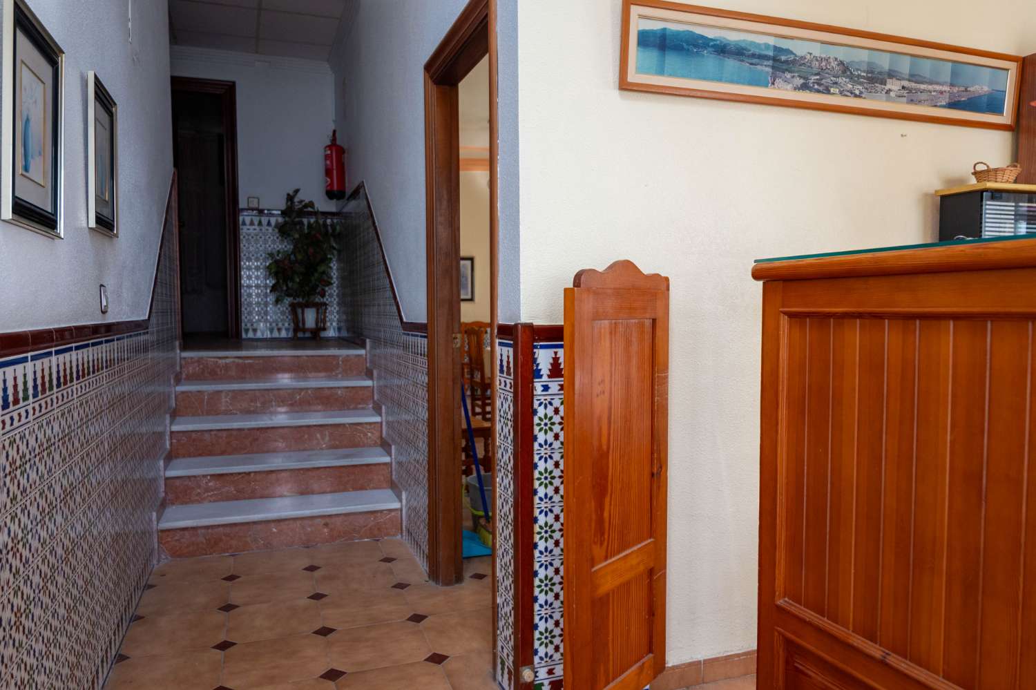 Hostal en venta en el centro de Salobreña