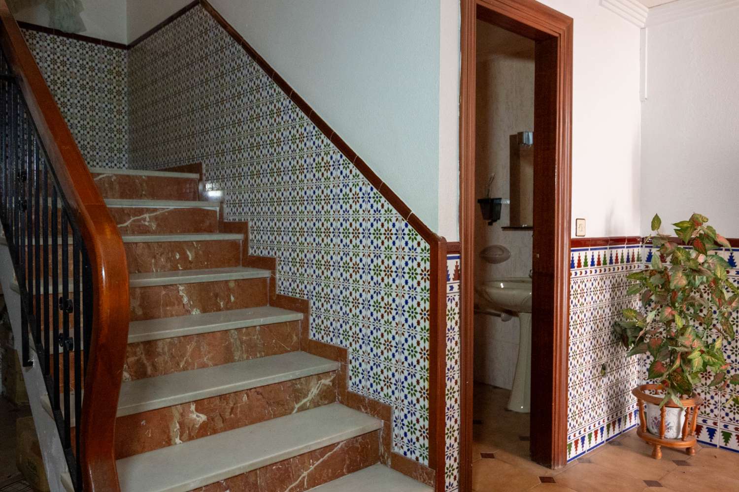 Hostal en venta en el centro de Salobreña