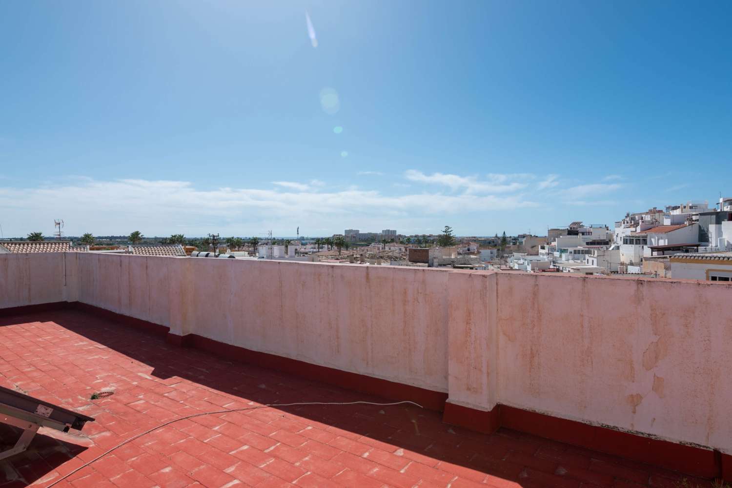 Hostal en venta en el centro de Salobreña