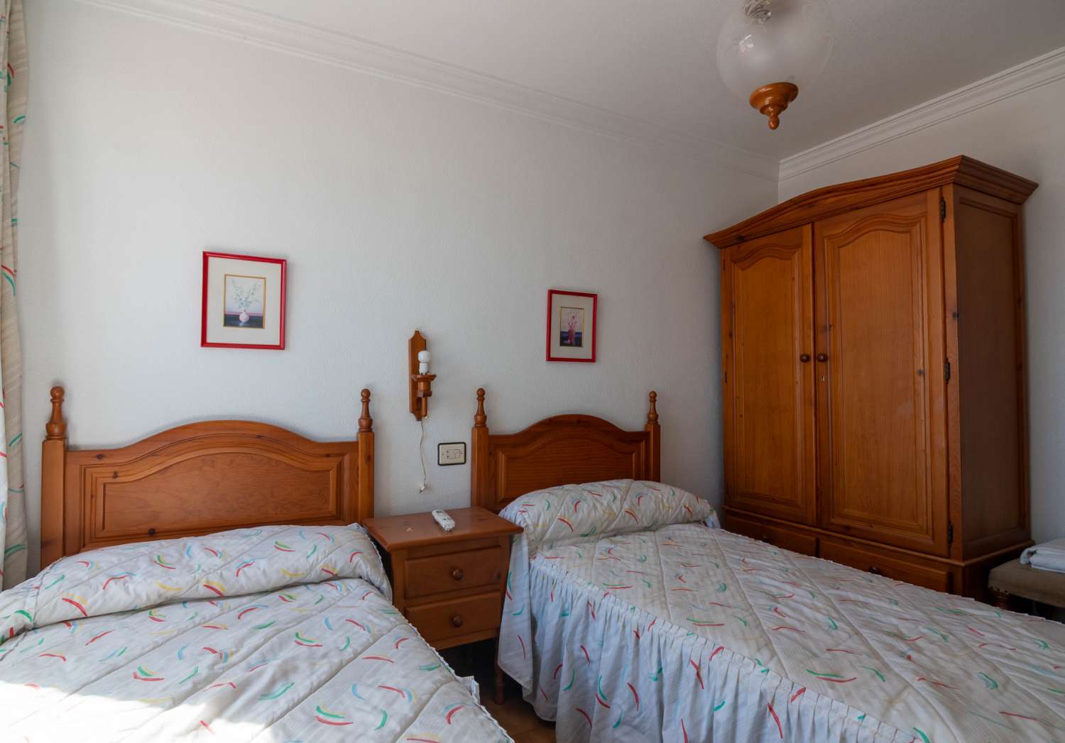 Hostal en venta en el centro de Salobreña