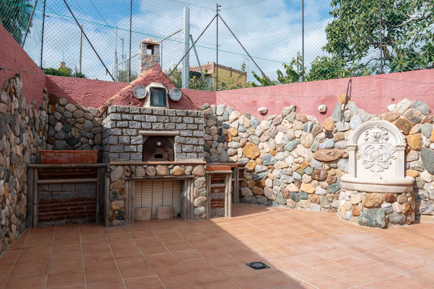 Bonito cortijo en venta en Matagallares, Salobreña