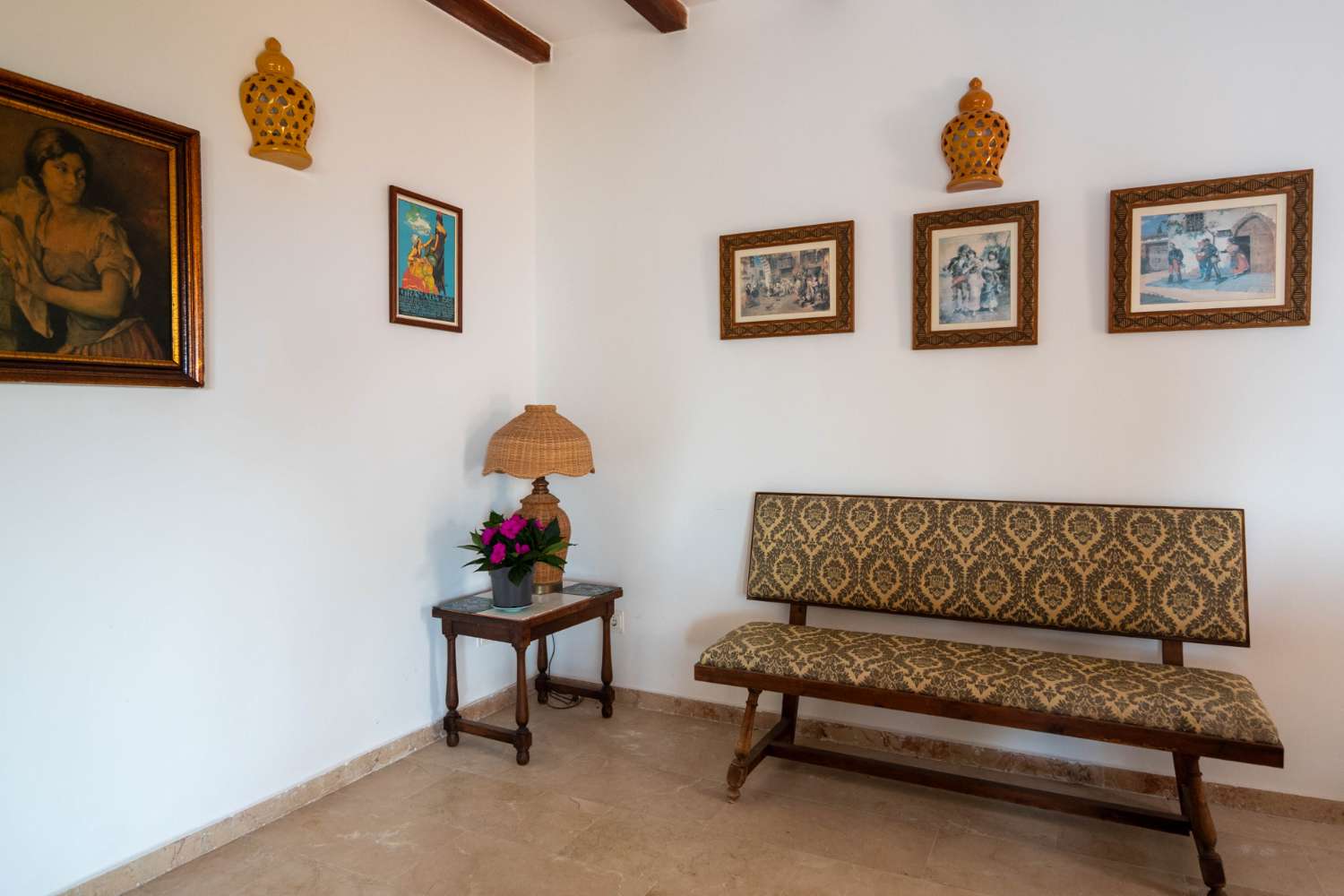 Espectacular villa con vistas al mar en venta