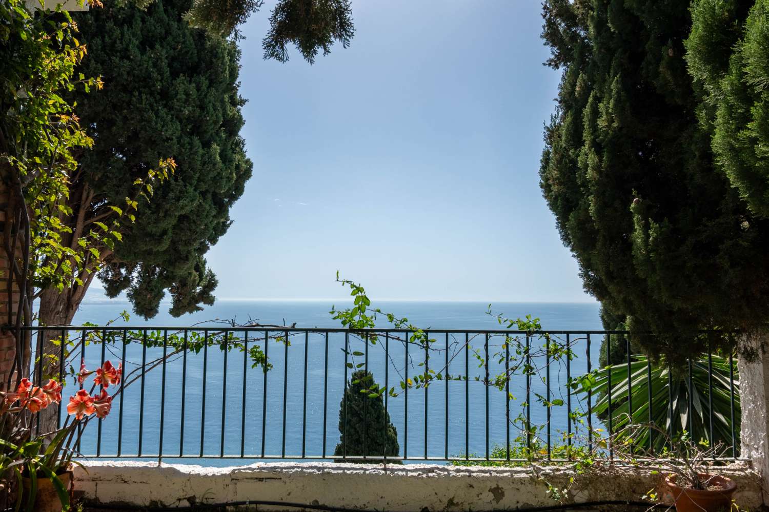 Espectacular villa con vistas al mar en venta