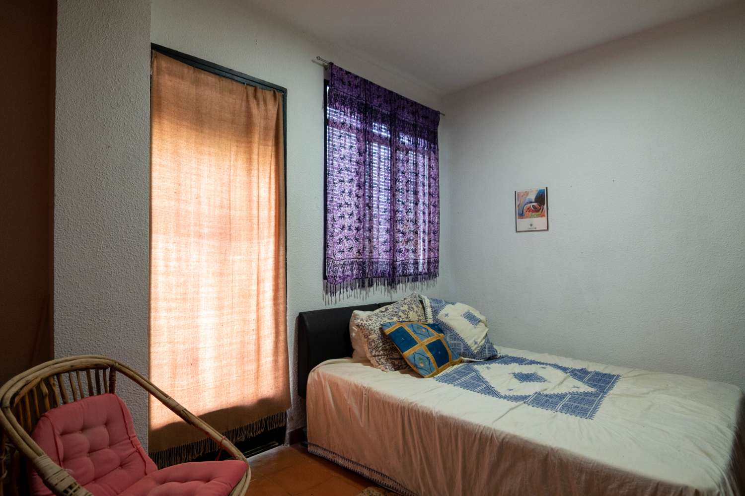 Apartamento con vistas al mar y piscina comunitaria en venta