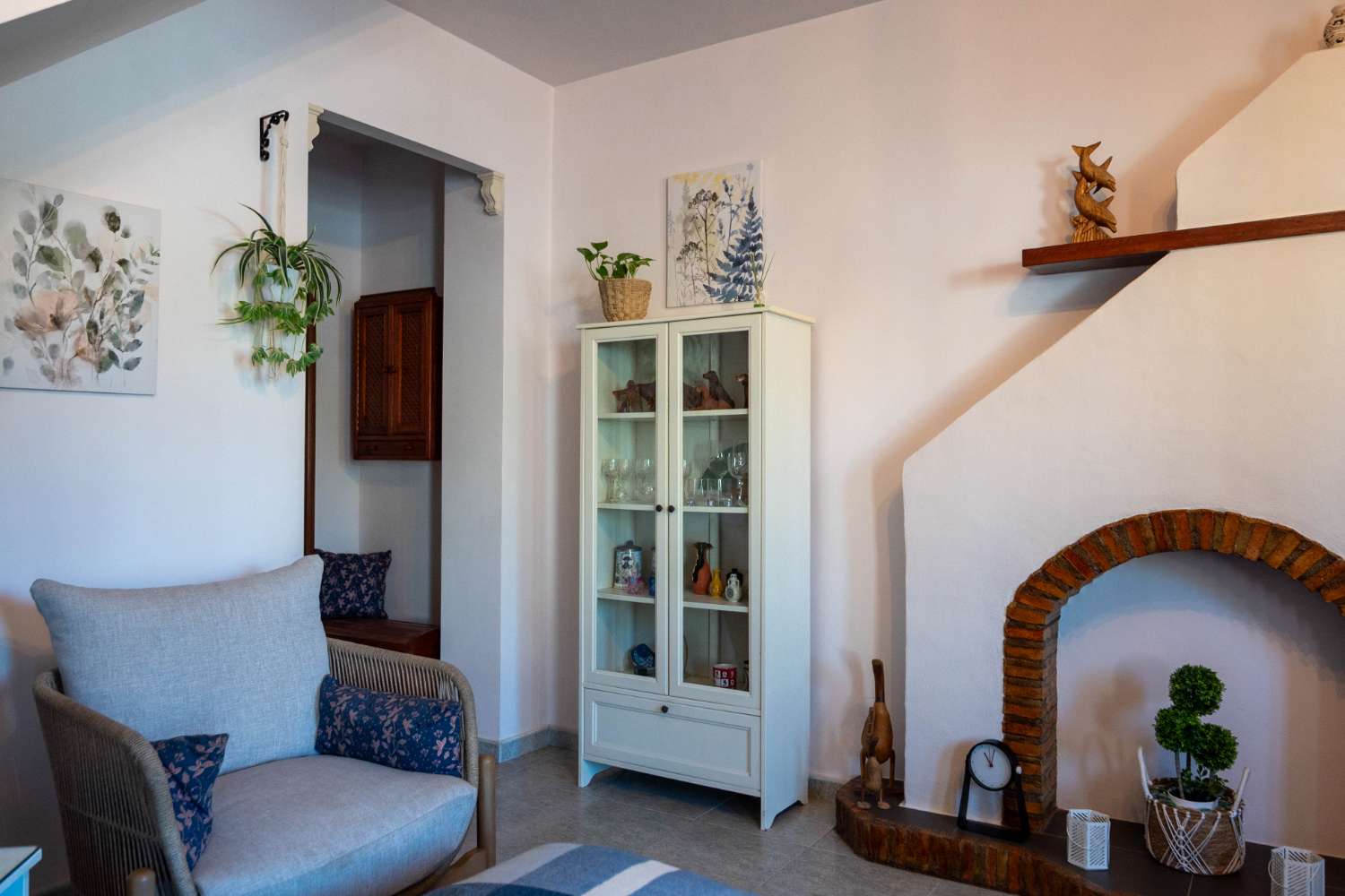 Casa de pueblo en venta en Molvízar