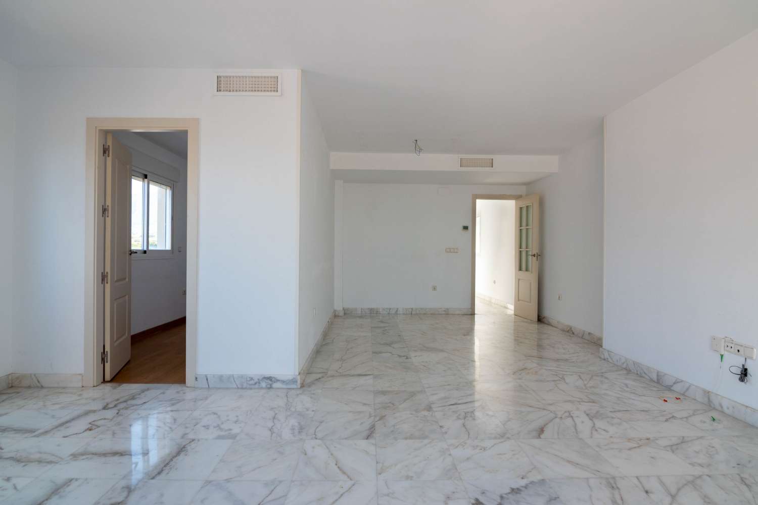 Ático con vistas impresionantes en venta en Salobreña