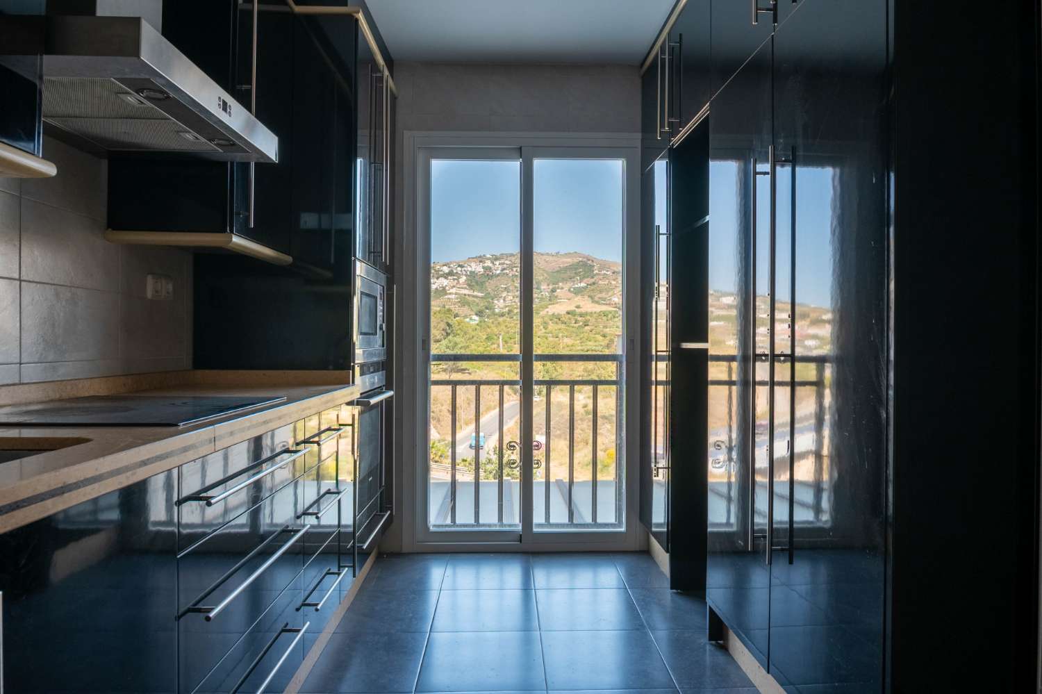 Ático con vistas impresionantes en venta en Salobreña