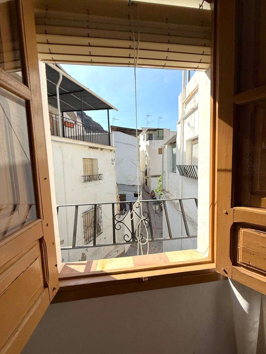 Auténtica casa de pueblo en venta en Jete
