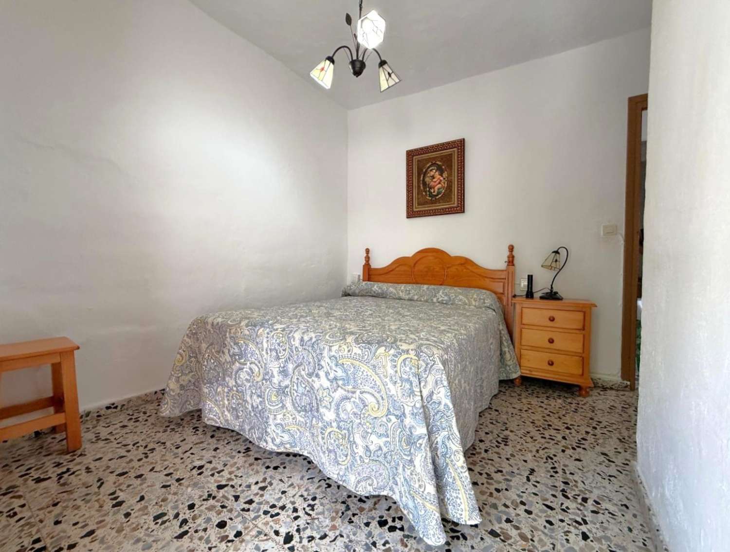 Auténtica casa de pueblo en venta en Jete