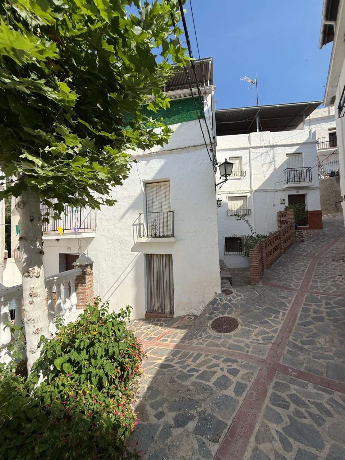 Auténtica casa de pueblo en venta en Jete