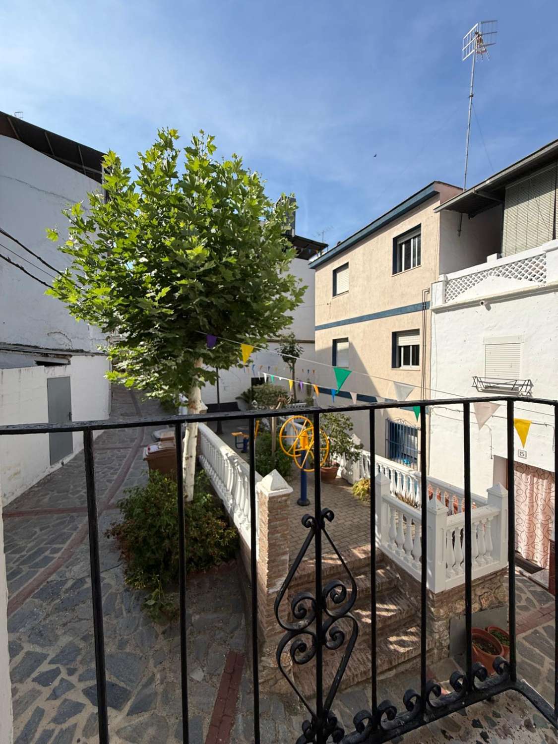 Auténtica casa de pueblo en venta en Jete