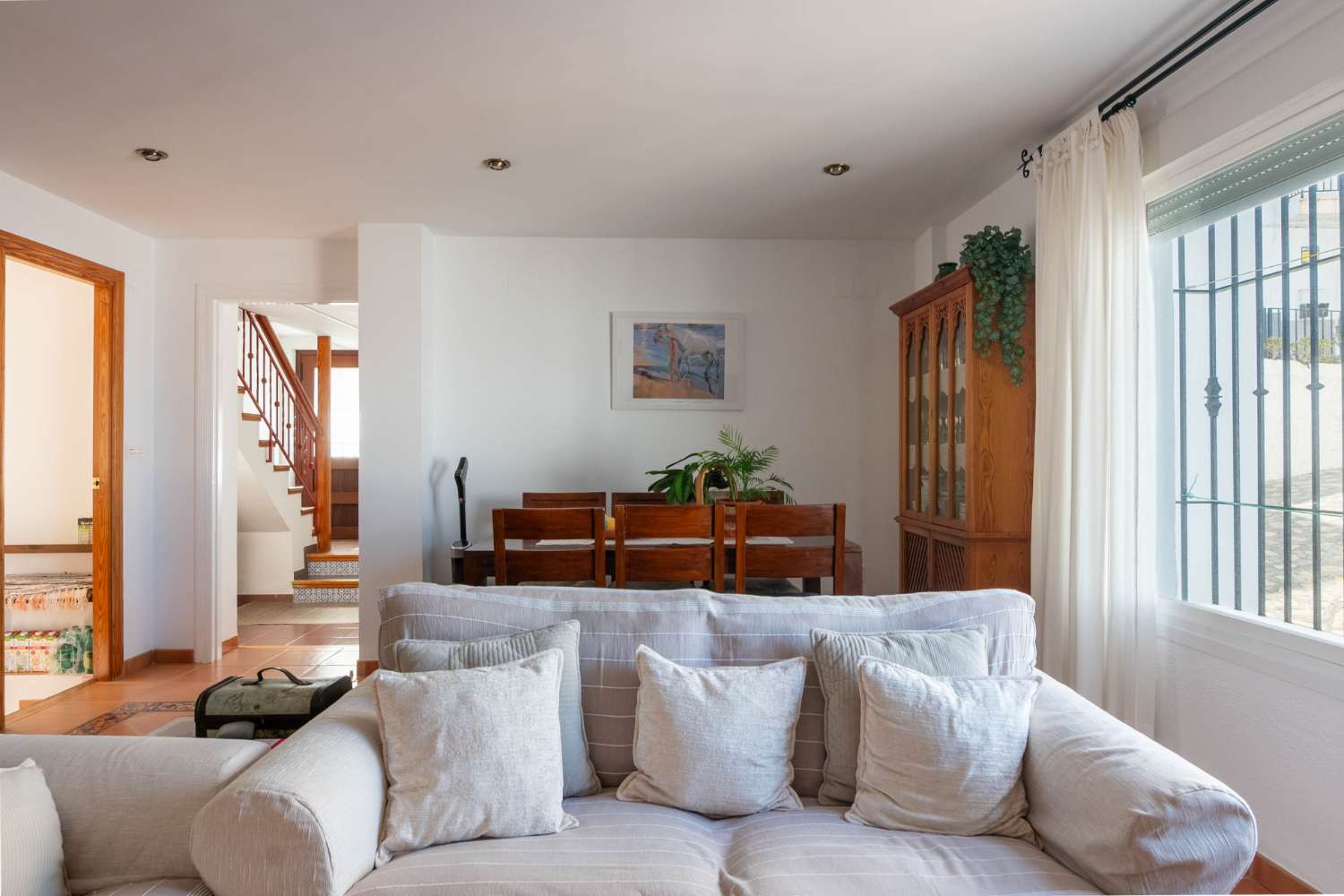 Amplia casa en el corazón del Casco Antiguo de Salobreña con garaje, terraza y espectaculares vistas