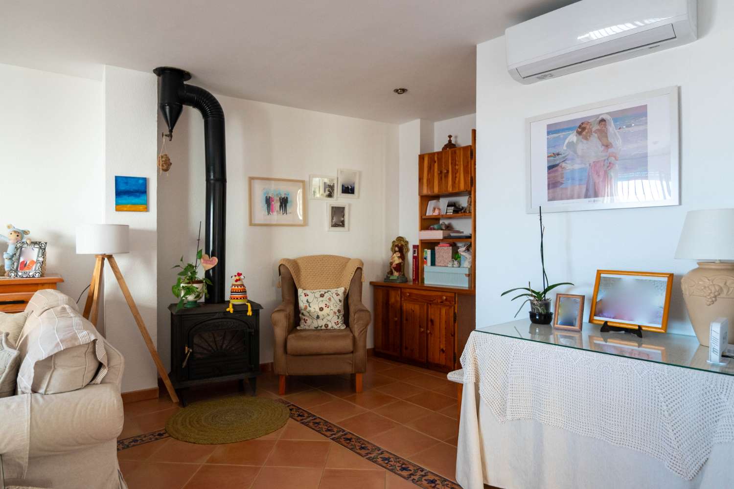 Amplia casa en el corazón del Casco Antiguo de Salobreña con garaje, terraza y espectaculares vistas