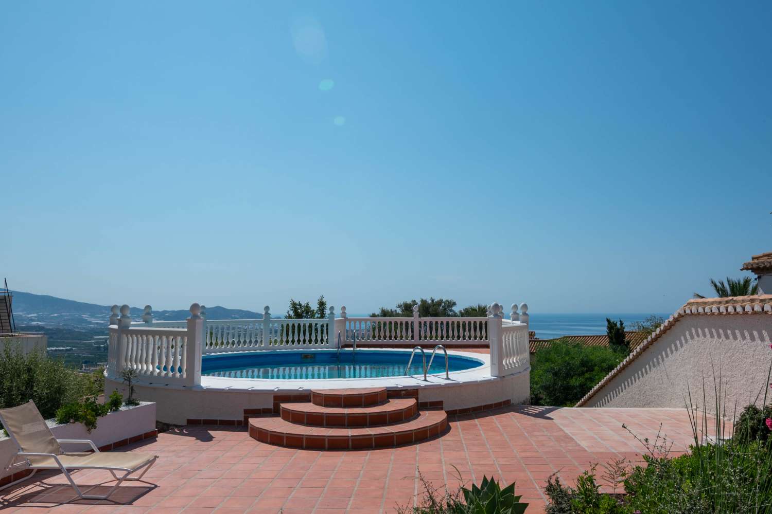 Prachtige, gerenoveerde villa te koop in Salobreña