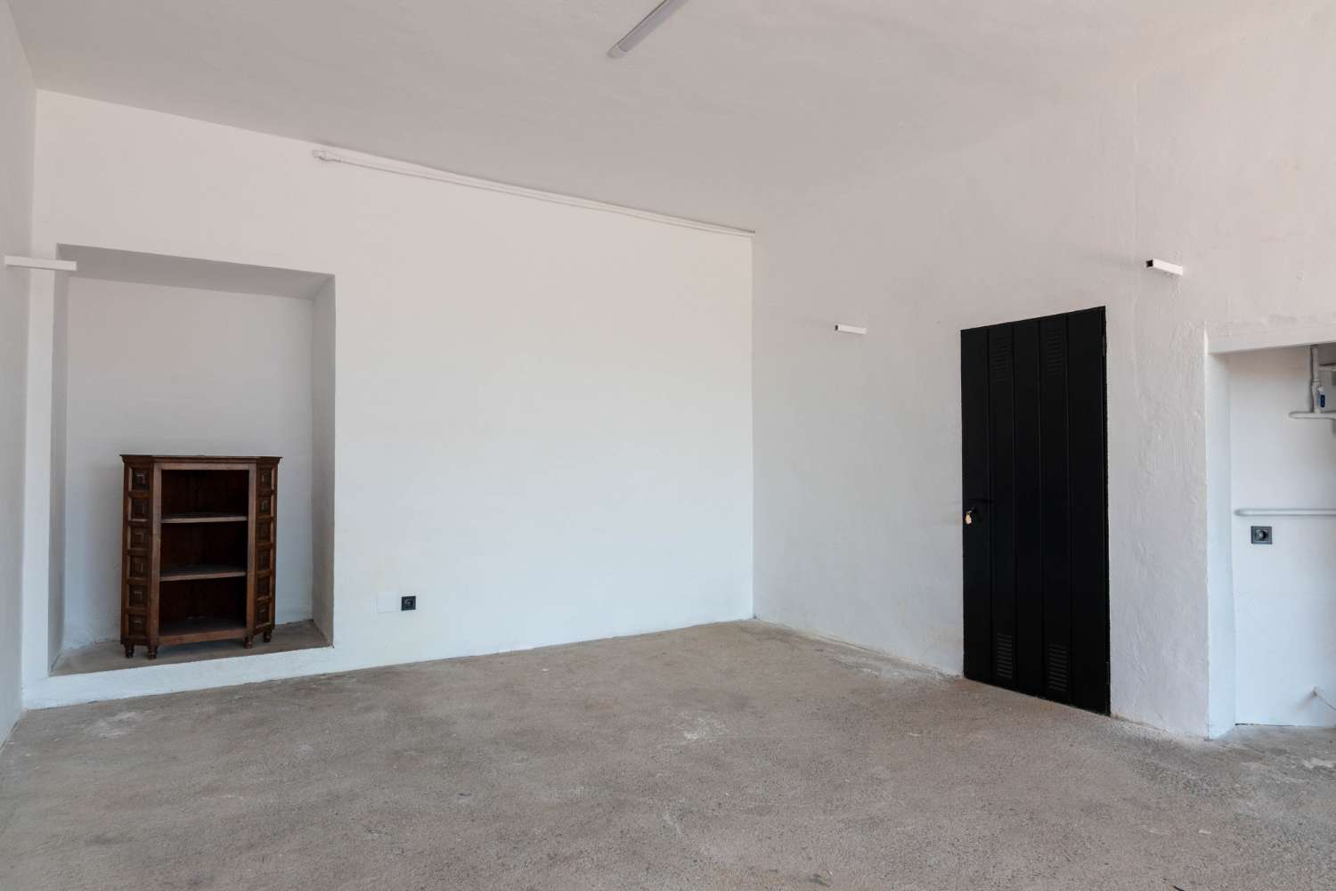 Prachtige, gerenoveerde villa te koop in Salobreña