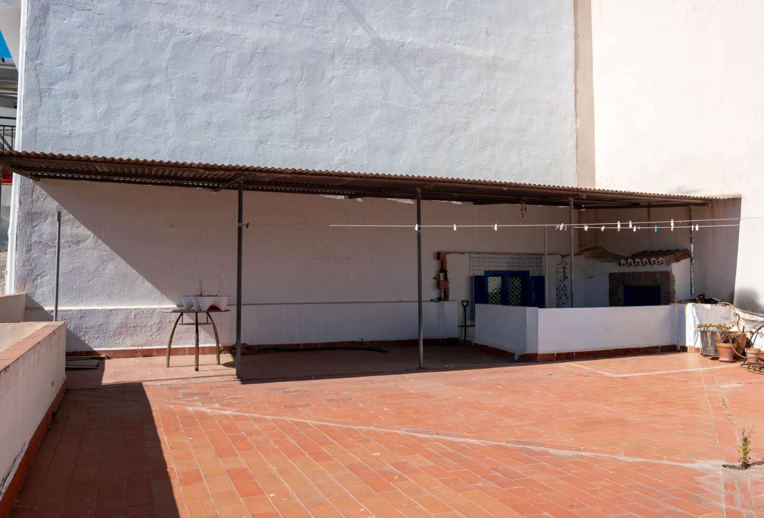 Casa reformada en venta en el centro de Salobreña